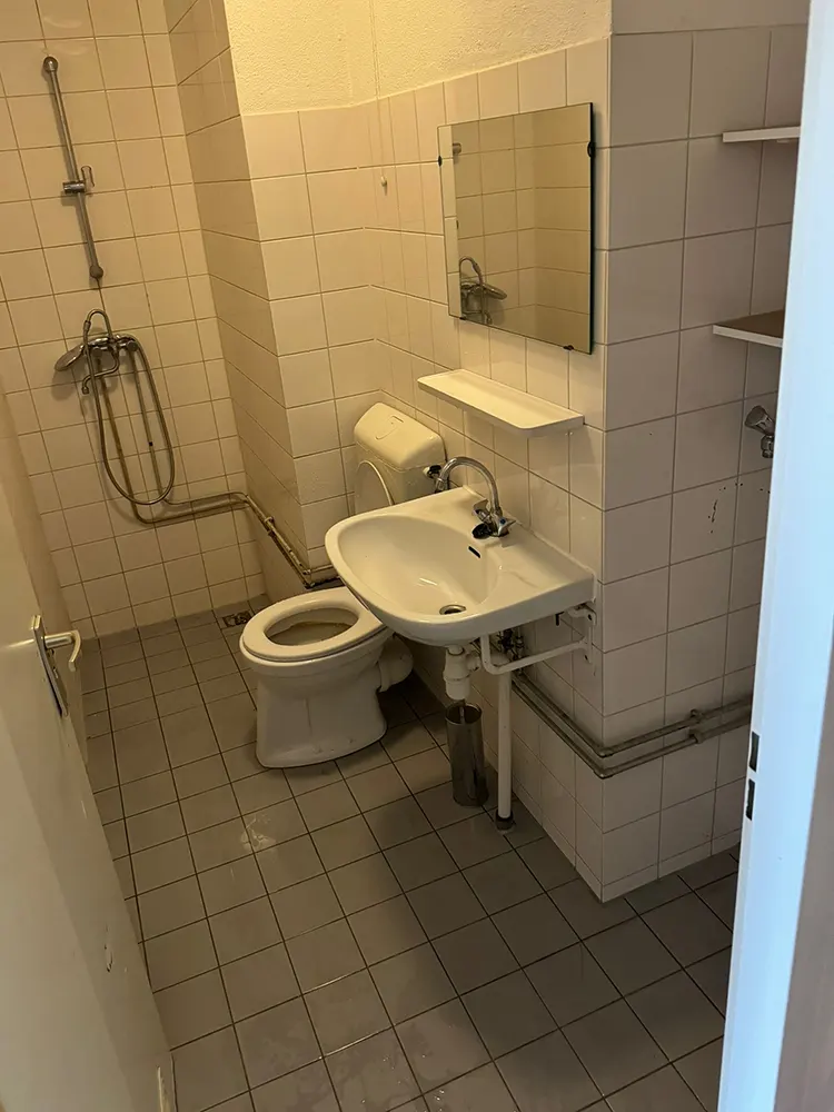Badkamer na ontruiming